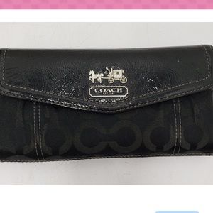 Coach black leather wallet￼ womans
